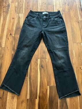CAbi Black Hi-Low Crop Jeans with Raw Hem | Sz4